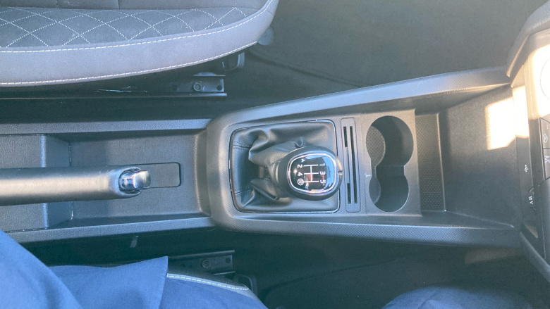 Skoda Fabia 1.0 MPI SE 5dr Petrol Hatchback